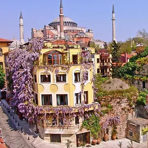** Otel Empress Zoe Türkiye
